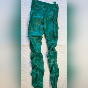 Manière De Voir Green Faux Leather Ruched Pants | Size US 6 / UK 10 | Sculpted